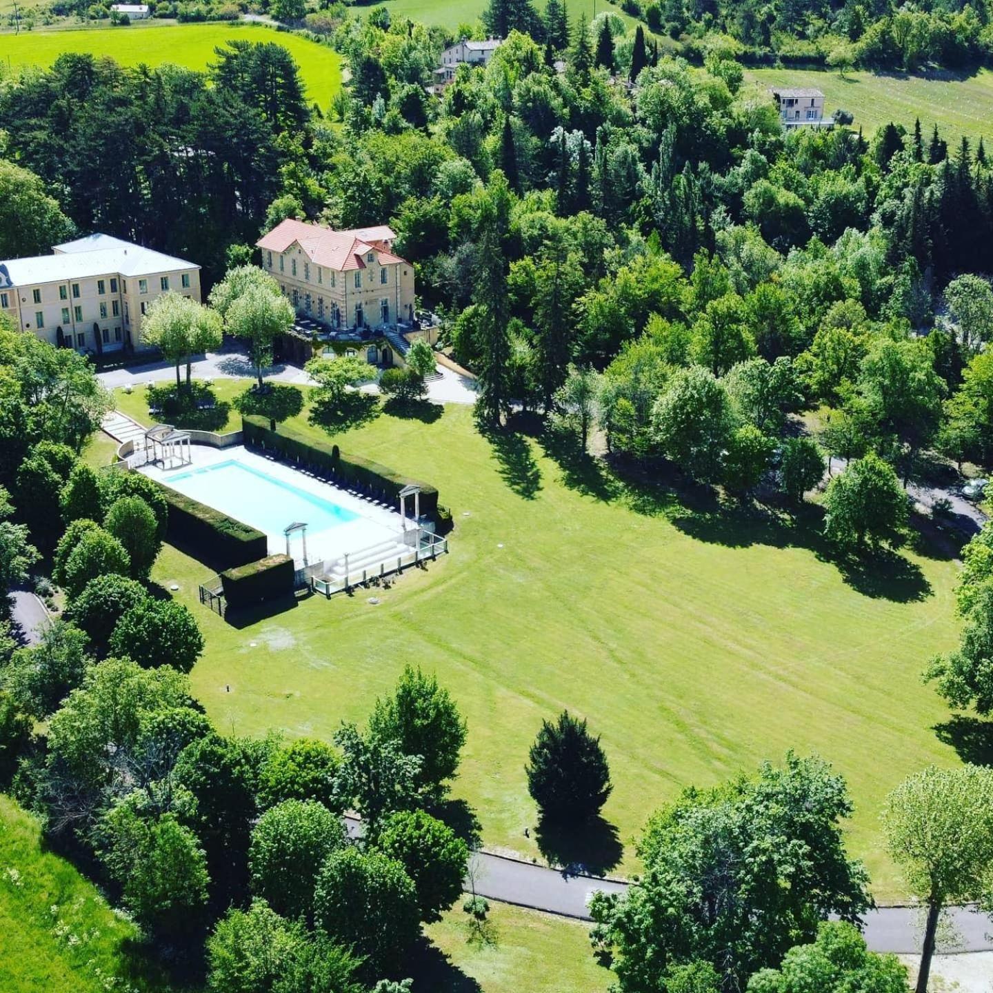 Chateau Des Gipieres Bij De Mont Ventoux Монбрен-ле-Бен Экстерьер фото